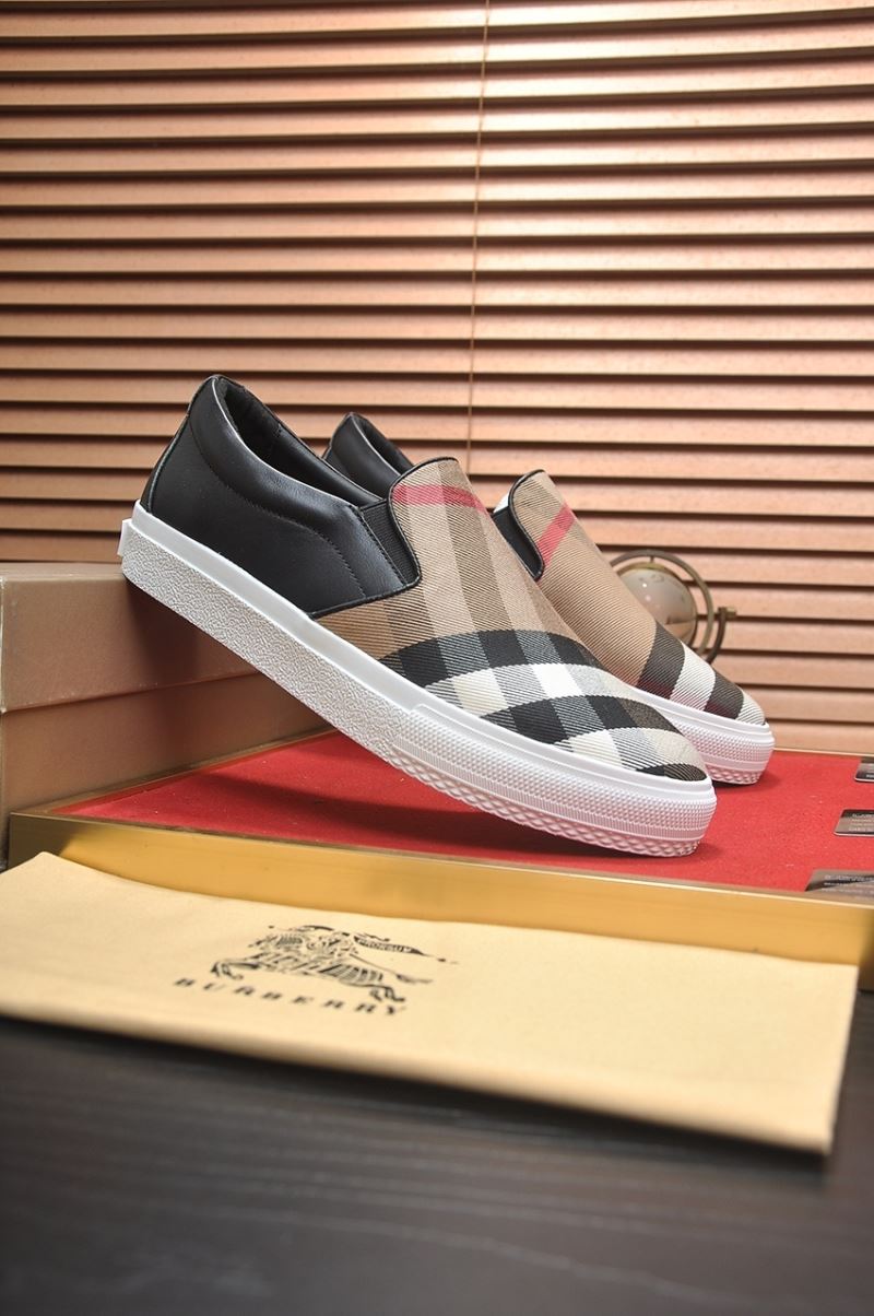 Burberry Low Shoes